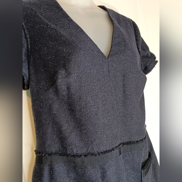 BANANA REPUBLIC Navy Blue Speckle Tweed Flannel Wool Fringe Sheath Dress(#1,092) - Picture 3 of 10